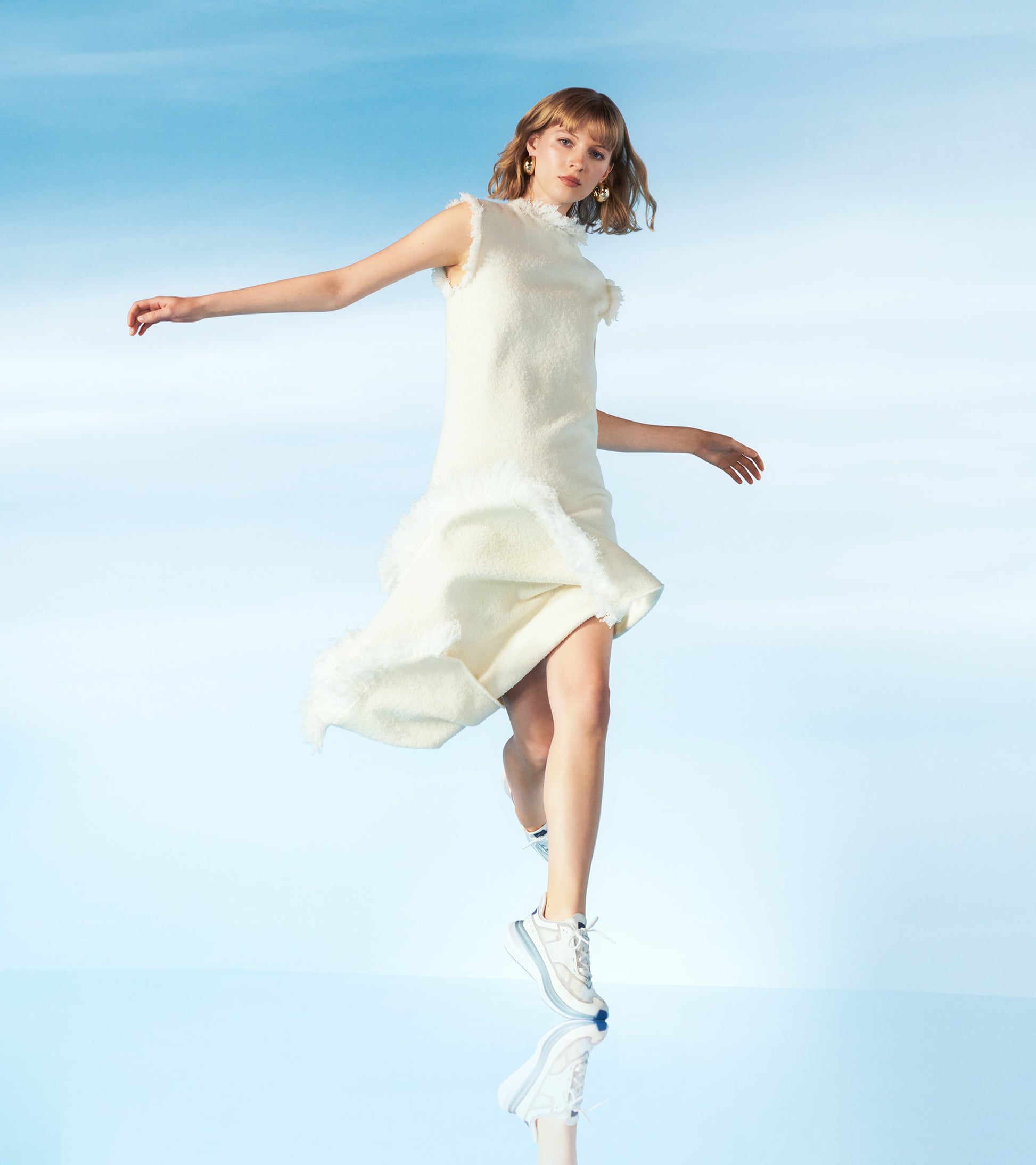 W32909:OPTIC WHITE /  MICRO CHIP / SKYWAY